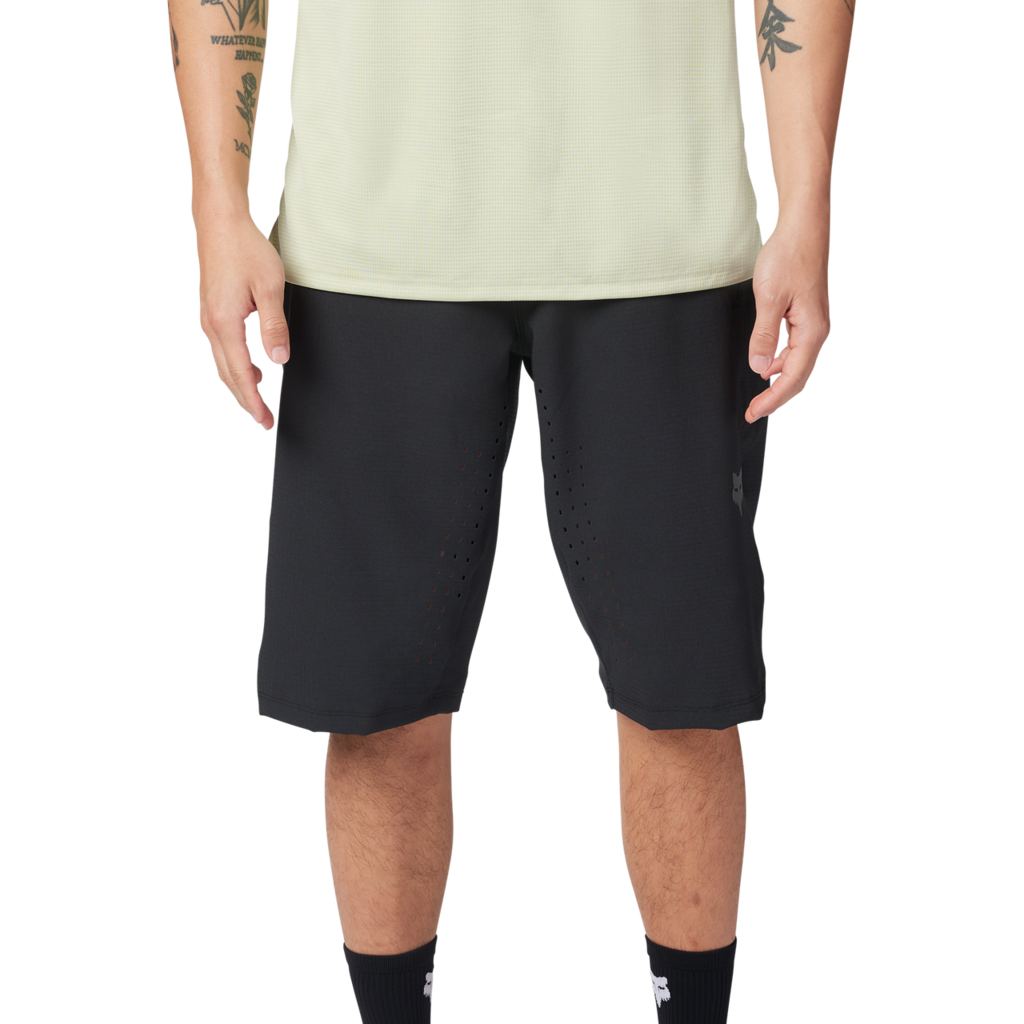 Fox Racing Defend Short Velohose in SCHWARZ