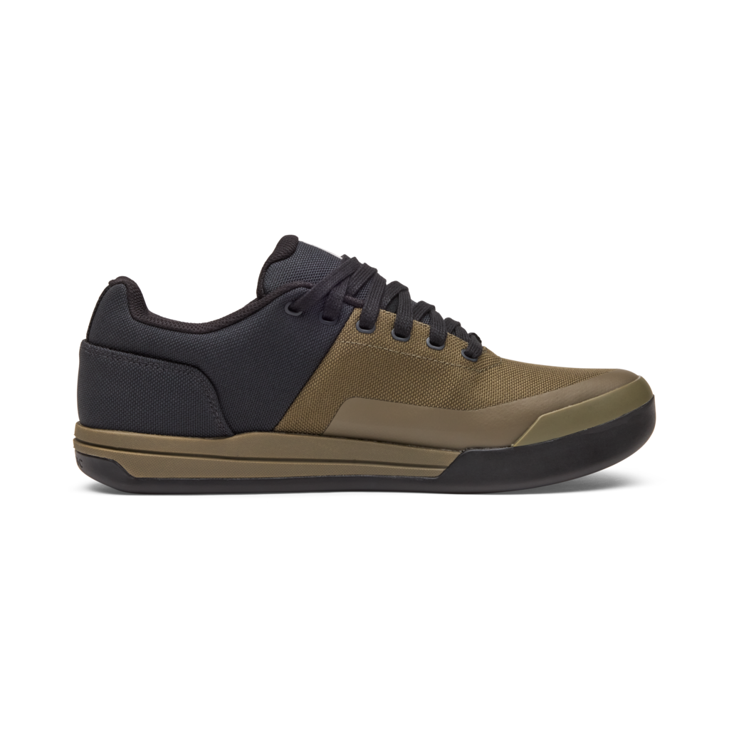 Fox Racing Union Canvas Flat Shoe in GRÜN