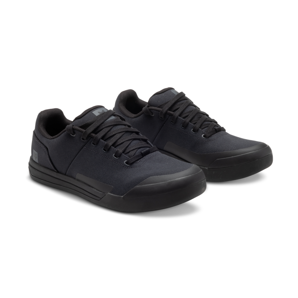 Fox Racing Union Canvas Flat Shoe in SCHWARZ