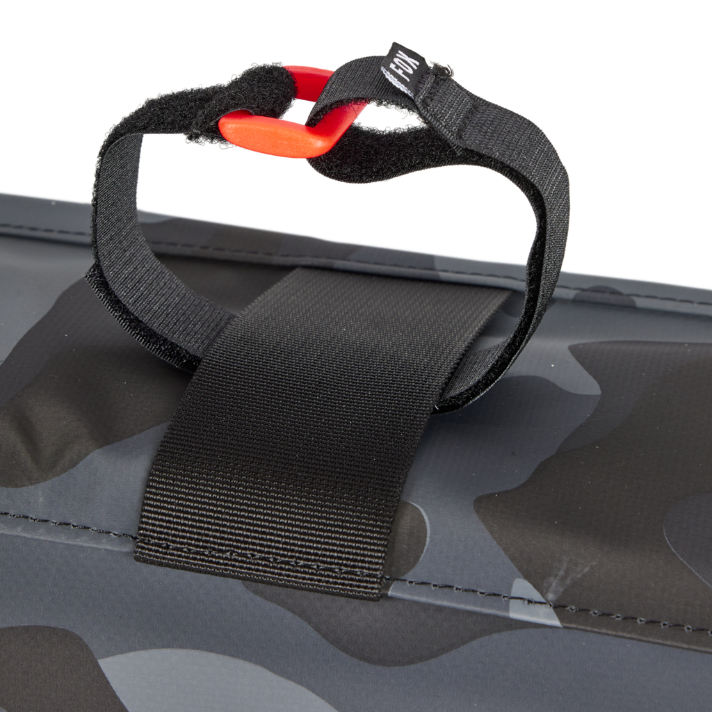 Fox Racing Tailgate Cover Small in SCHWARZ