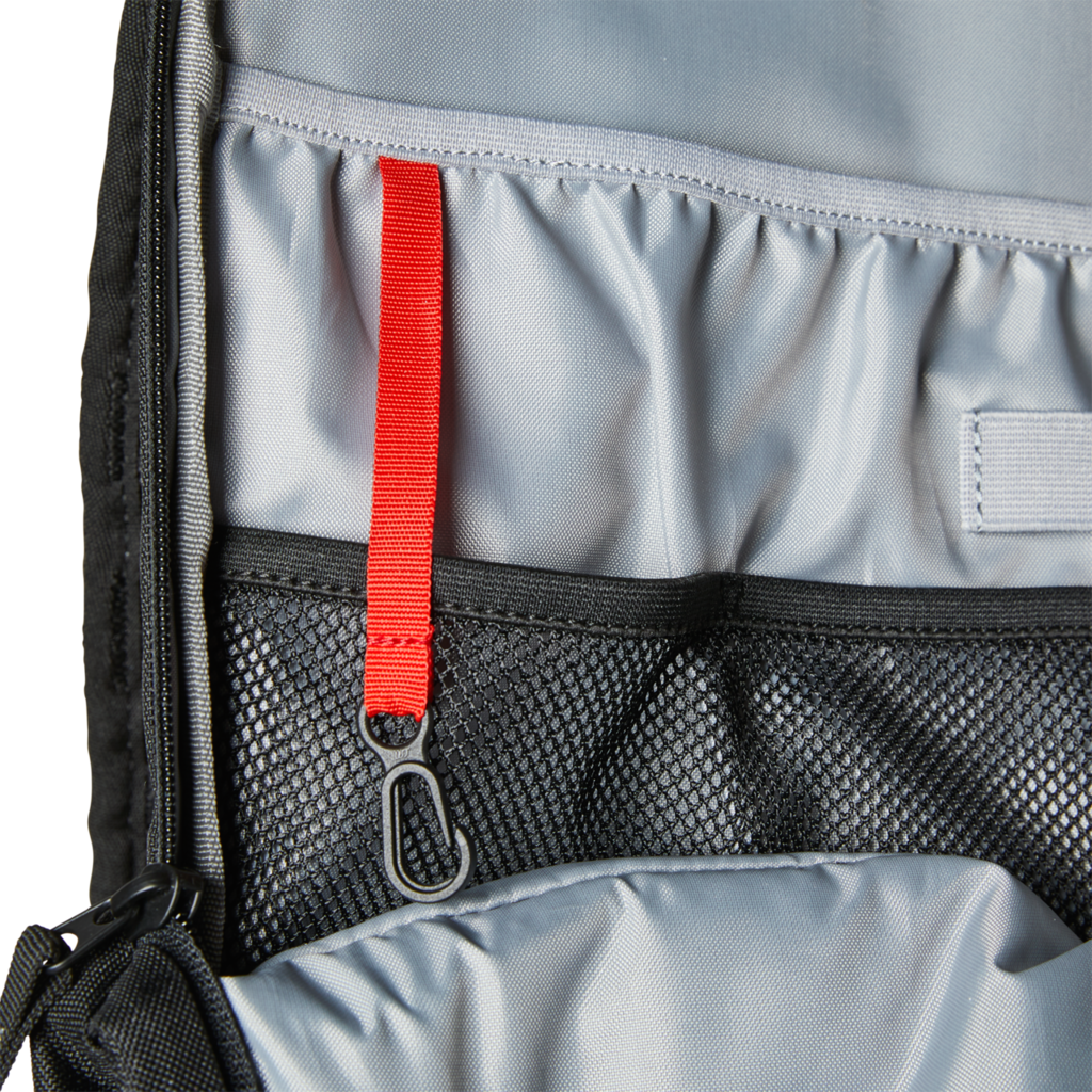 Fox Racing Utility 6L Hydration Pack- Small in SCHWARZ