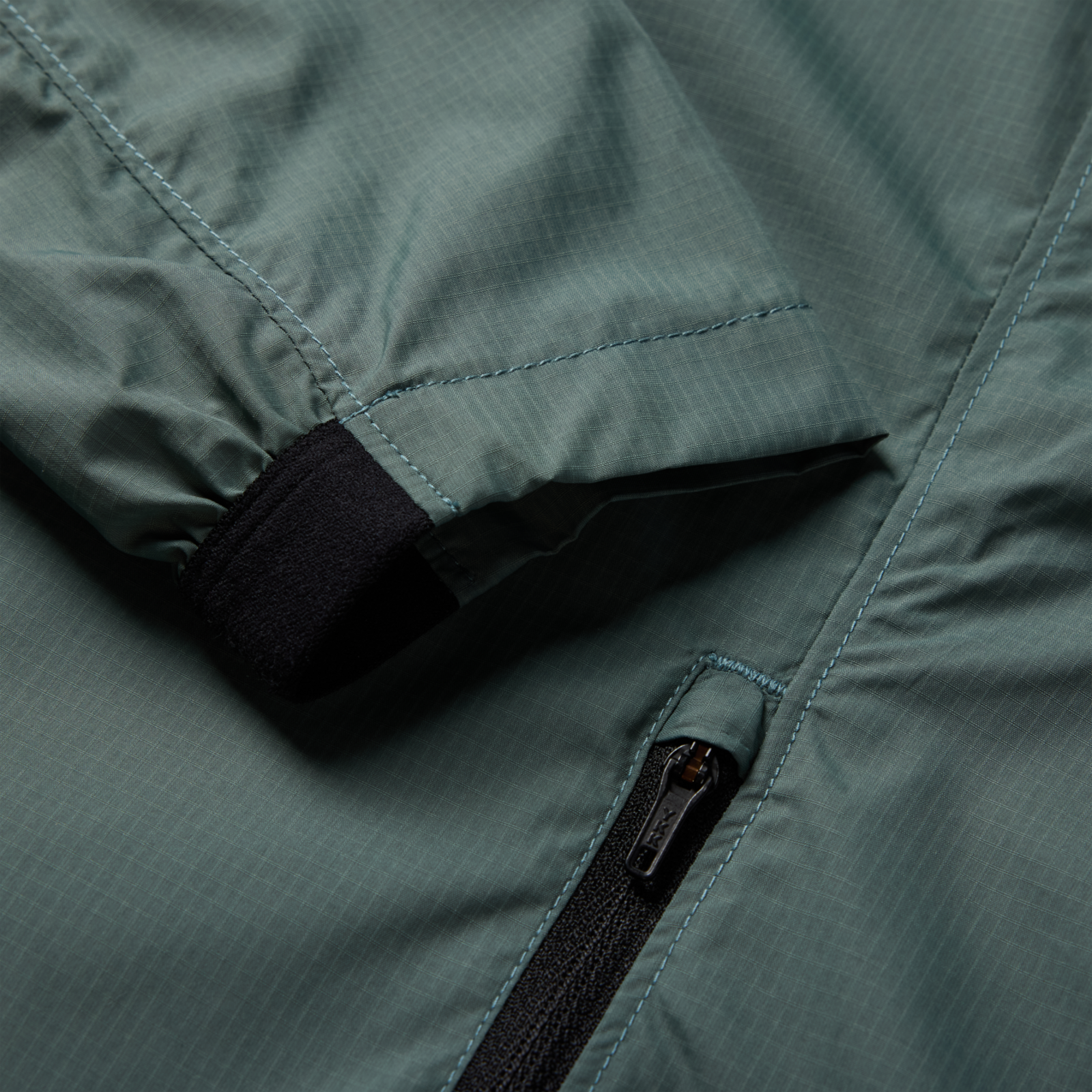 Fox Racing Ranger Wind Jacket in GRÜN
