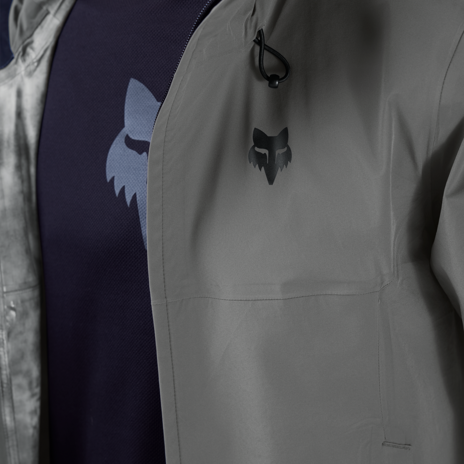 Fox Racing Ranger Water Jacket in GRAU