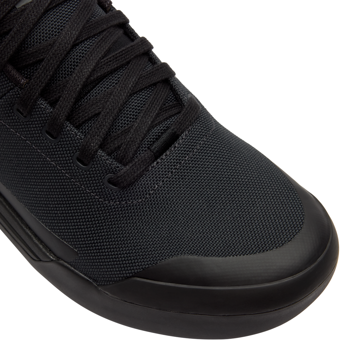 Fox Racing Union Canvas Mid Shoe in SCHWARZ