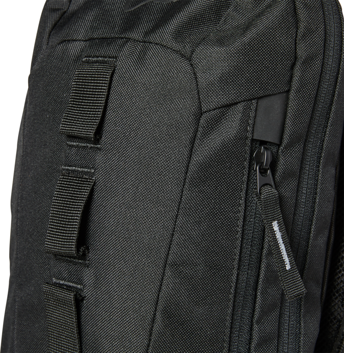 Fox Racing Utility 6L Hydration Pack- Small in SCHWARZ