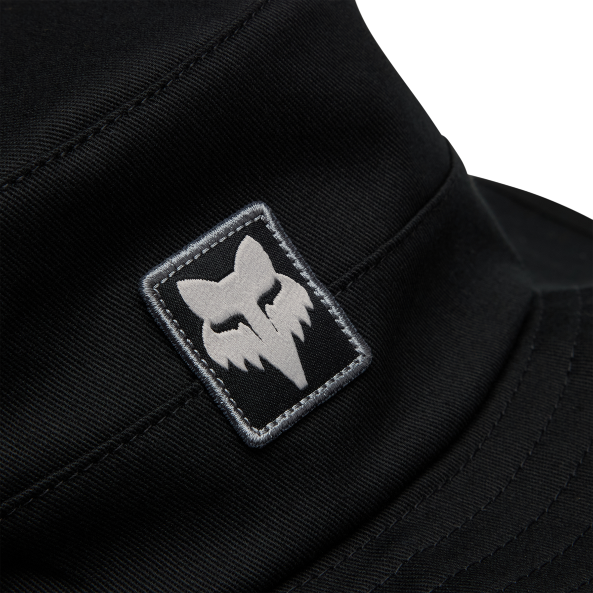 Fox Racing Base Over Sun Hat in SCHWARZ