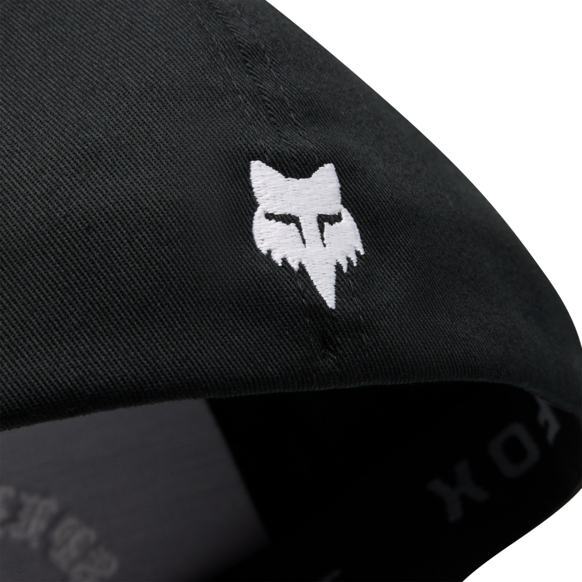 Fox Racing Icon Flexfit Hat in SCHWARZ