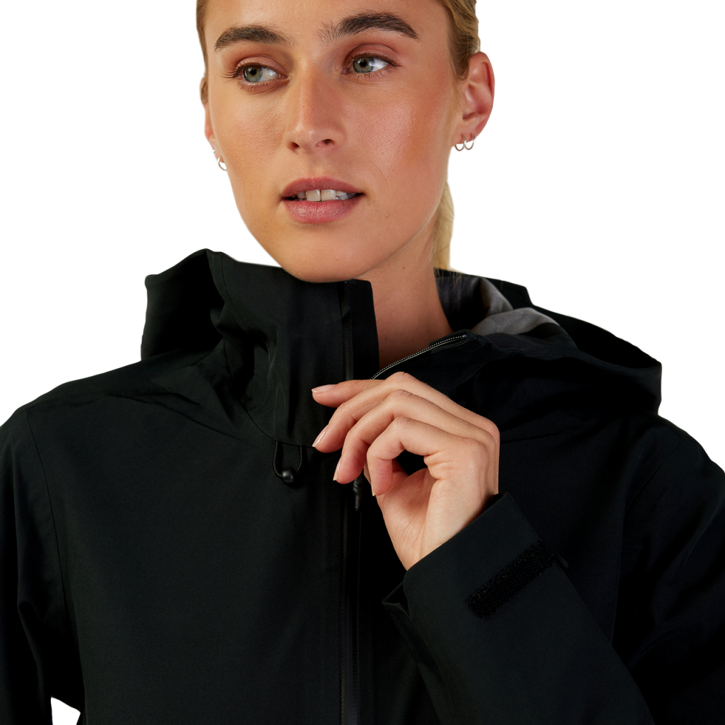 Fox Racing W Defend 3L Water Jacket in SCHWARZ