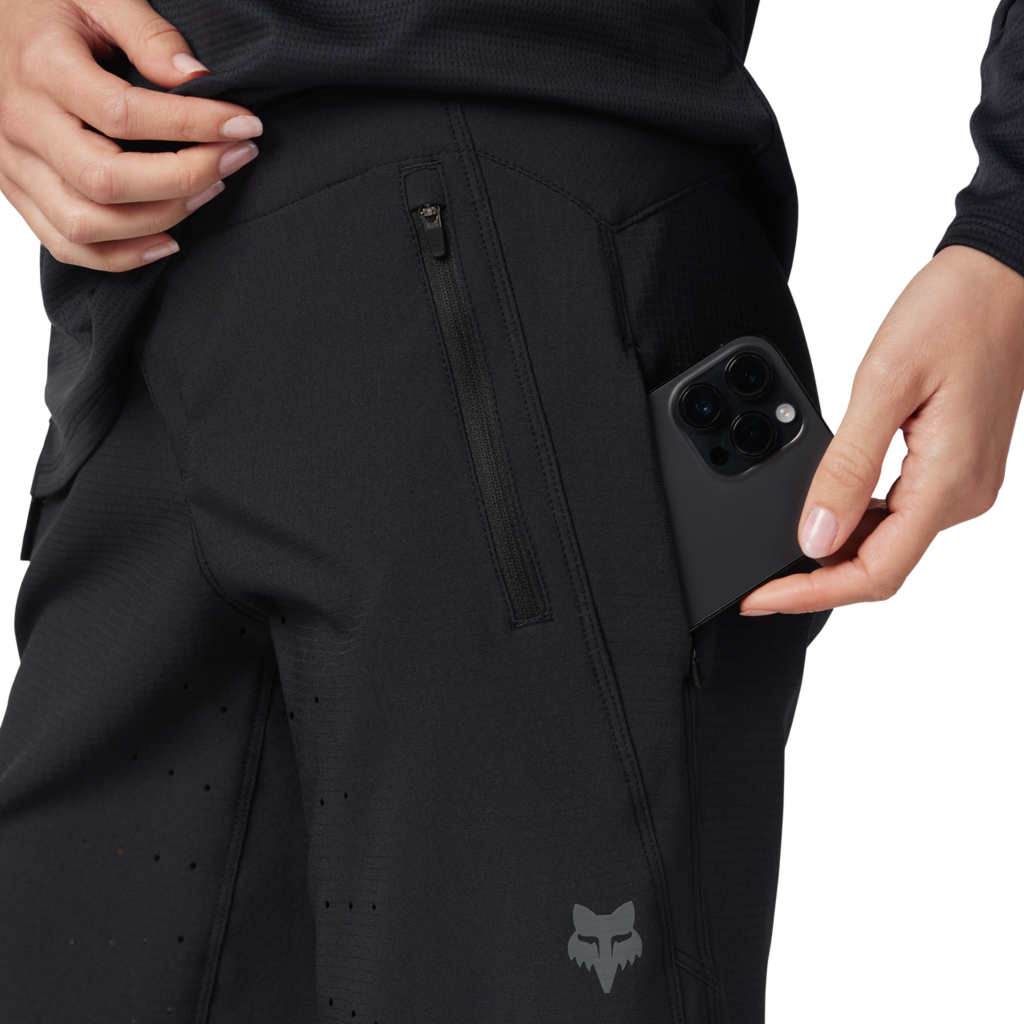 Fox Racing W Defend Short Velohose in SCHWARZ