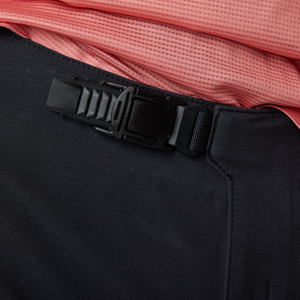 Fox Racing W Flexair Ascent Short Velohose in SCHWARZ