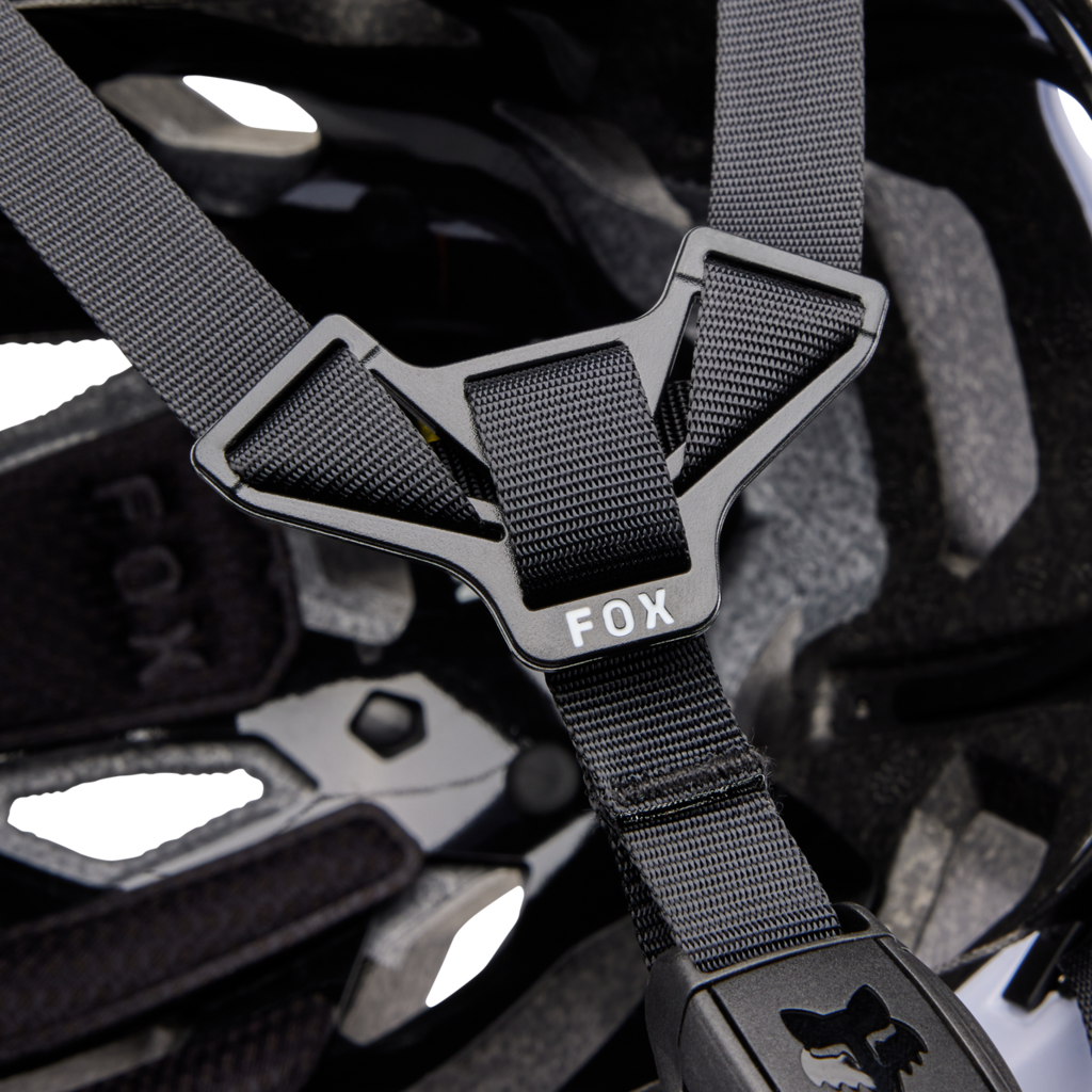 Fox Racing Crossframe Pro Mountainbike Helm in WEISS