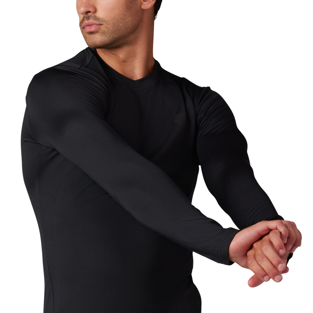 Fox Racing Tecbase Fire LS Shirt in SCHWARZ