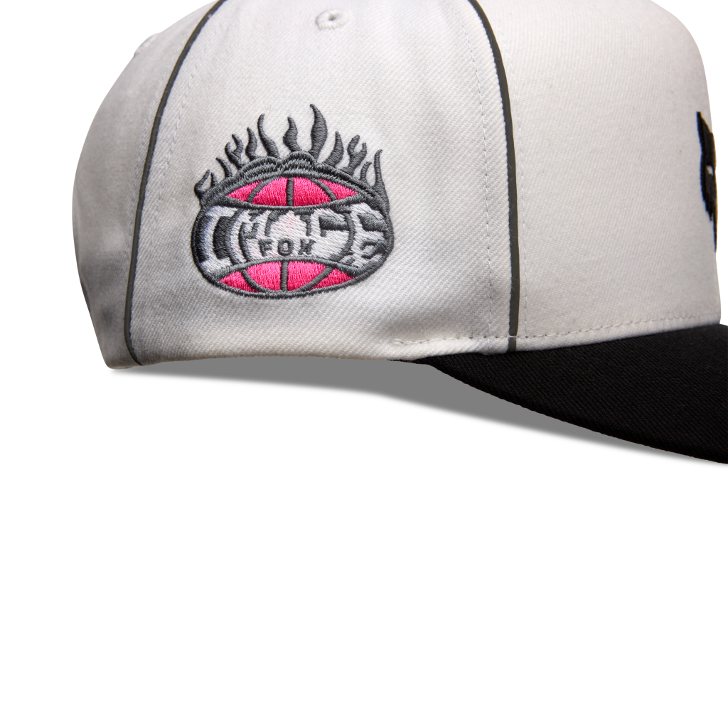 Fox Racing Image Cosmo Snapback Cap in WEISS