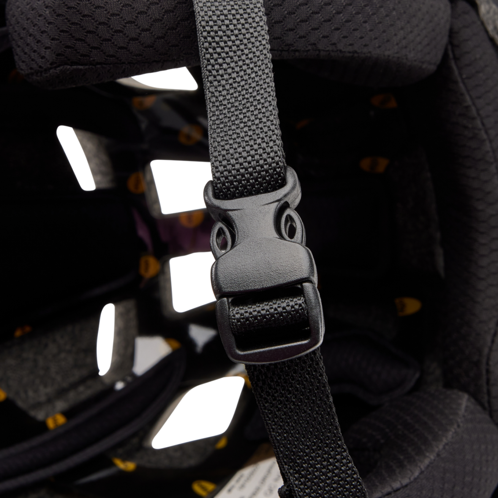 Fox Racing Dropframe Mountainbike Helm in SCHWARZ