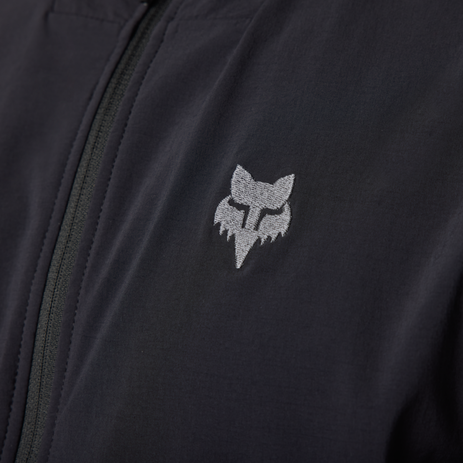 Fox Racing Defend Fire Alpha Jacket in SCHWARZ