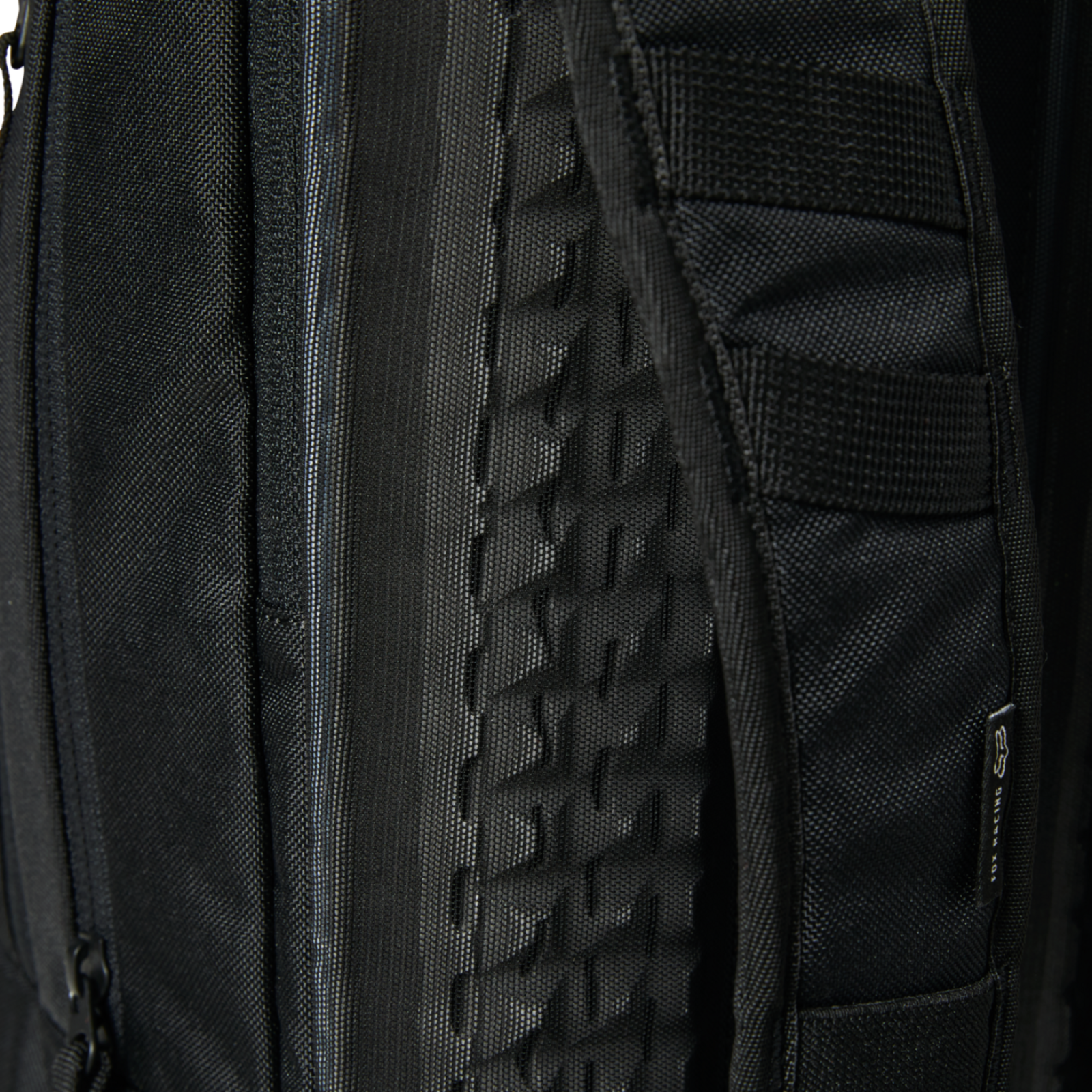 Fox Racing Utility 18L Hydration Pack- Large in SCHWARZ